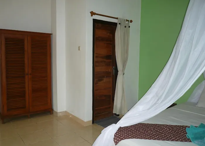 ゲストハウス Yunni Guesthouse 2*